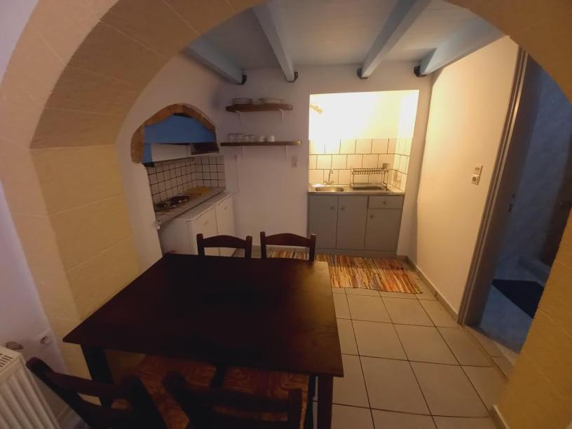Abramis Studios Mitata Luaran gambar